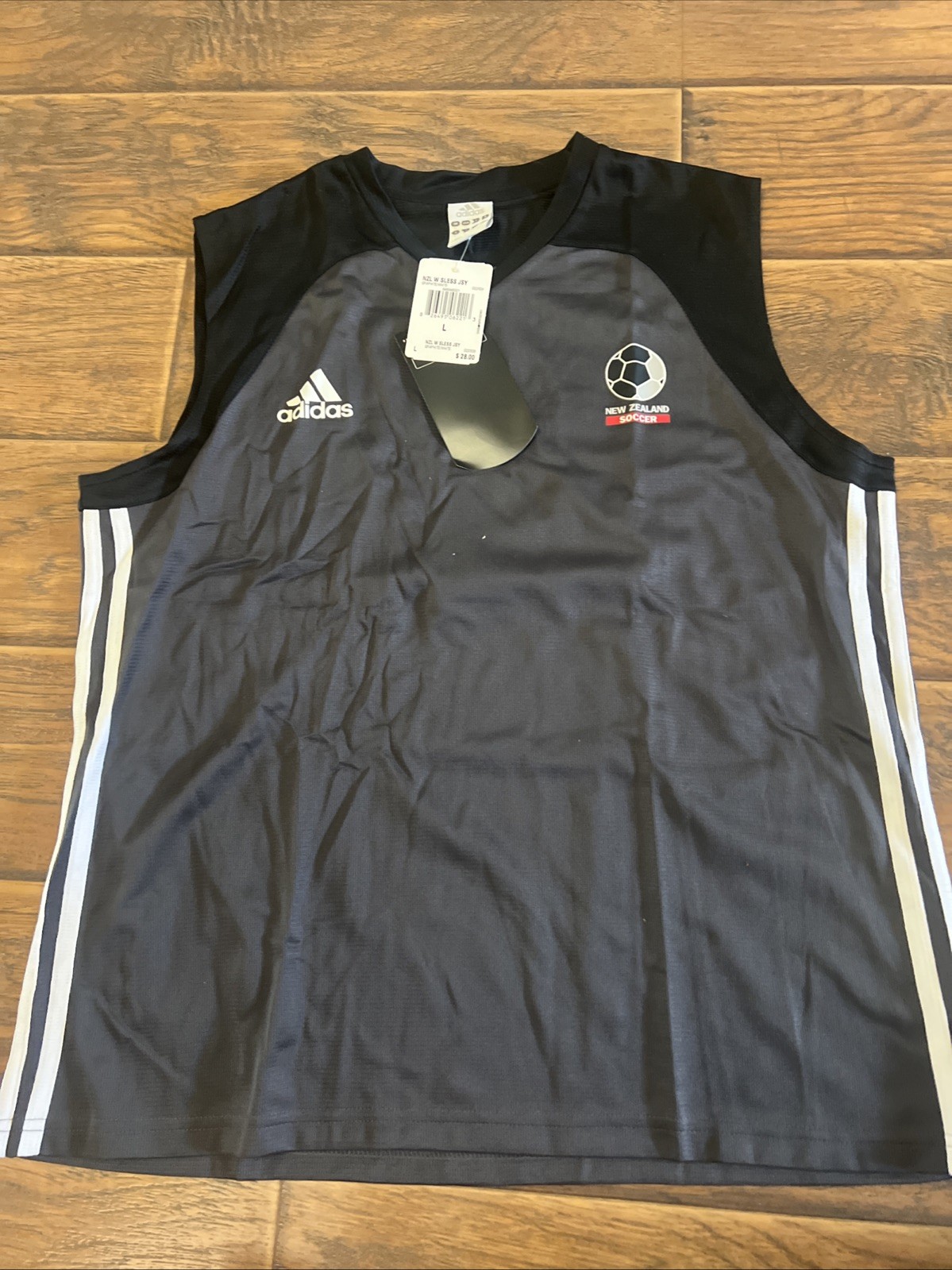Vintage Adidas 2003 New Zealand National Soccer Team Sleeveless Home Jersey - L