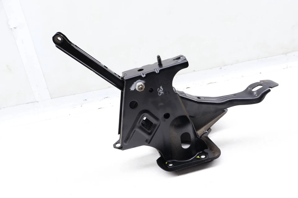 AUDI TT QUATTRO 2000-2001 - Soporte manual para pedales 8N1721058F Foto 2 de 4