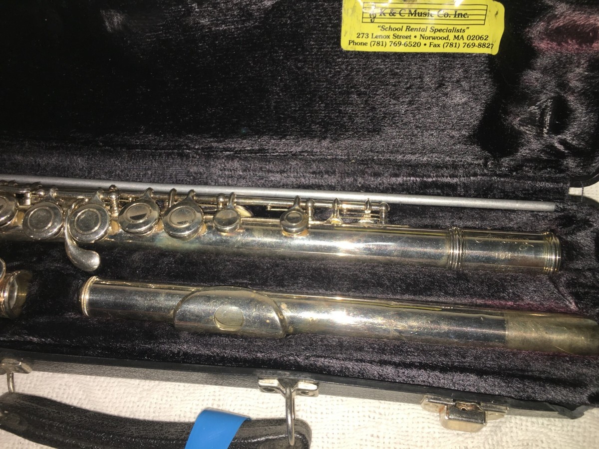 Armstrong 104 Closed Hole Flute in Hard Portable Case | eBay