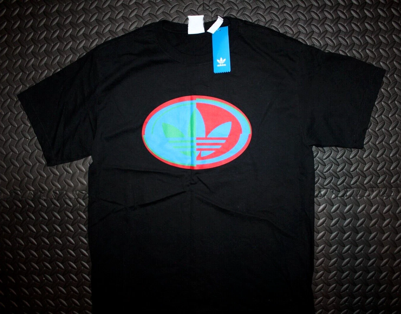 NEW MENS ADIDAS ORIGINALS RETRO TREFOIL LOGO TEE SHIRT ~ SIZE LARGE #IW5687