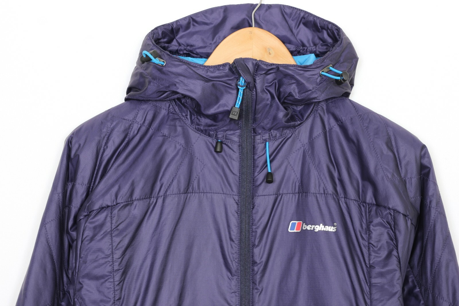 BERGHAUS Jacket Women Size UK 14 EU 42 PERTEX MICROLIGHT Hooded MJ2748 image 2