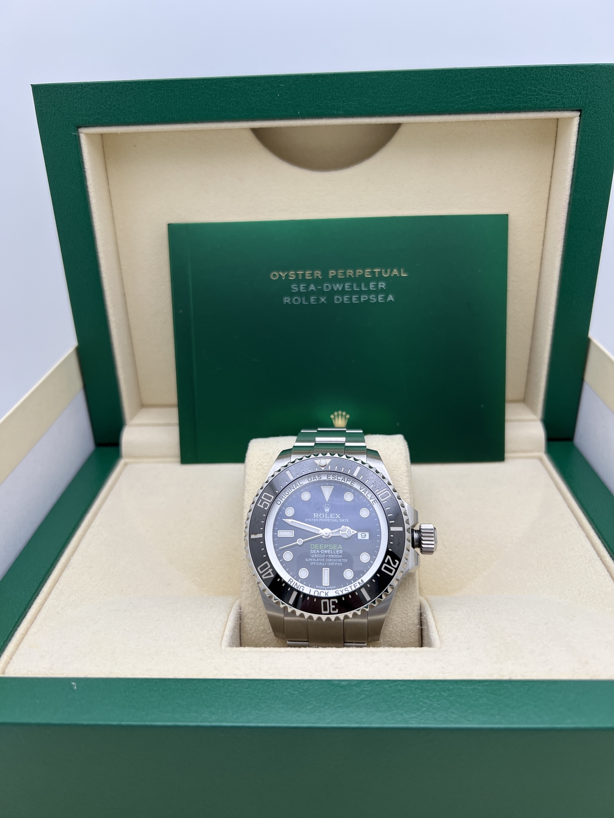 Rolex Sea-Dweller 116660 Deepsea James 