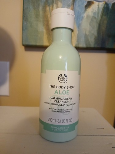 NEW The Body Shop Aloe Calming Cream Cleanser 8.4 US fl oz