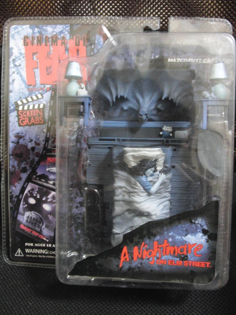 Mezco Toyz A Nightmare On Elm Street Figure Limited Color Mezco Toyz A Nightmare On Elm Street Figure Limited Color