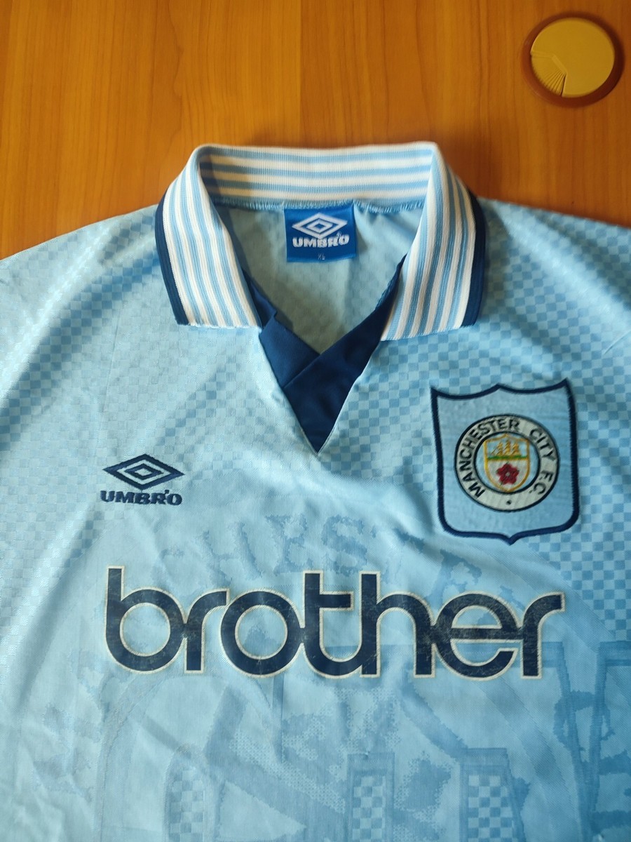 Manchester City 1995 1996 1997 home Sz XL Umbro football Manchester City 1995 1996 1997 home Sz XL Umbro football