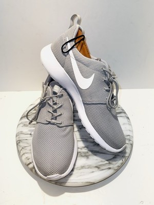Nike Roshe One Men's Size 10 US Wolf Grey White Running Shoes Sneaker 511881-023