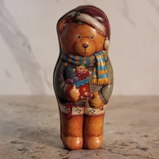 VINTAGE RUSS BERRIE CHRISTMAS SANT BEAR FILLABLE TIN ORNAMENT