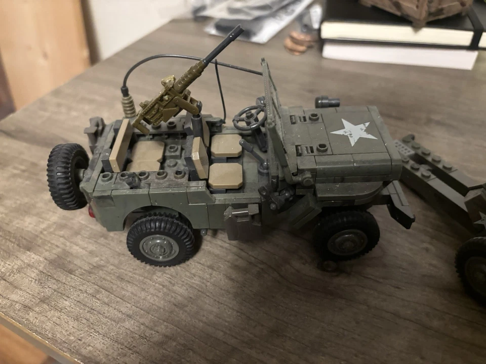 Call of Duty Mega Bloks Construx Infantry Scout Segunda Guerra Mundial Jeep FDY77 usado sin caja Foto 3 de 4