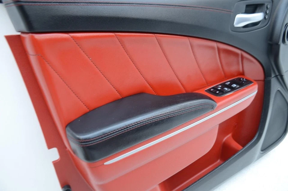 2015 - 2023 DODGE CHARGER SRT SCAT PACK CHRYSLER 300 OEM DOOR PANELS - Image 4 of 4