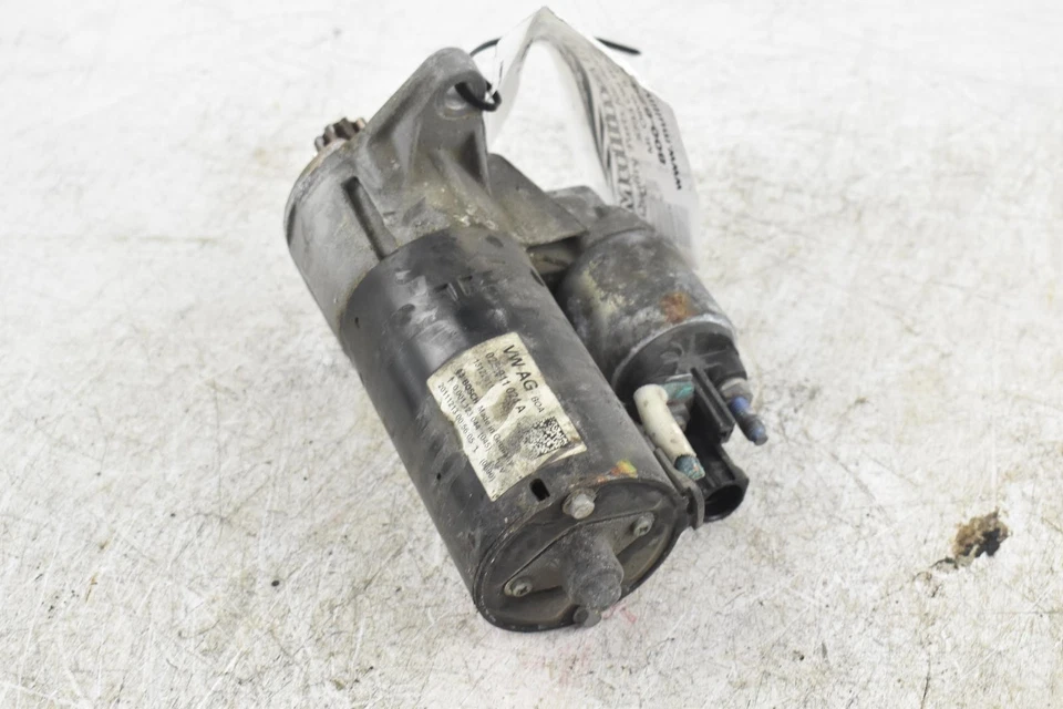 Motor de arranque usado se adapta a: Volkswagen Passat 2012 2,0 L AT grado A Foto 4 de 4