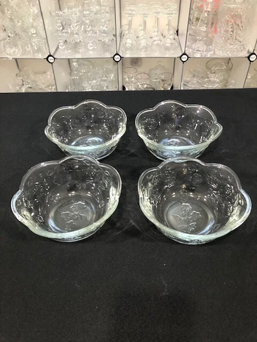 Savannah Clear by Anchor Hocking - Four Vintage Pressed Glass Cereal Bowls