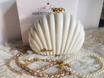 Chanel Beauty Novelty Rhinestone Shell White 4th July 2020 Bag