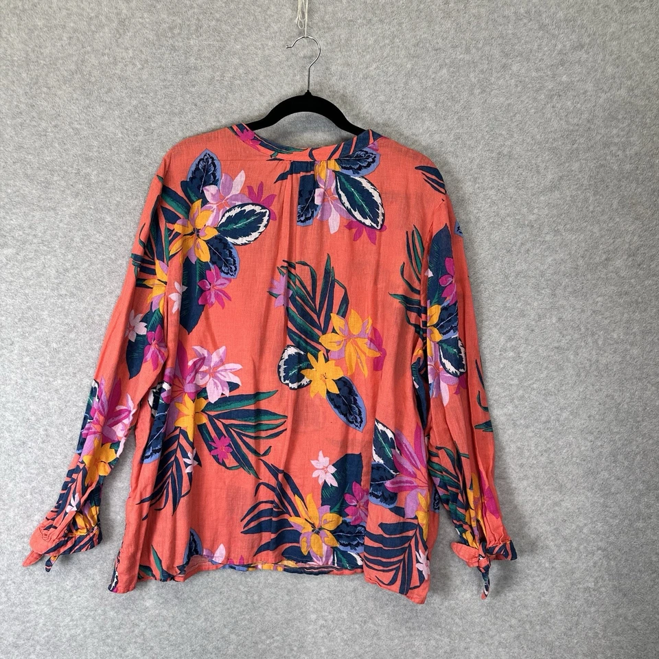 Blusa Pulôver Old Navy Decote V Floral Mescla de Linho Plus Size XXL Manga Longa - Imagem 4 de 4