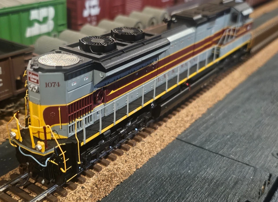 HO Athearn Genesis NS SD70ACe DL&W Heritage Unit #1074 DCC Sound Item #G68810 - Image 2 of 4