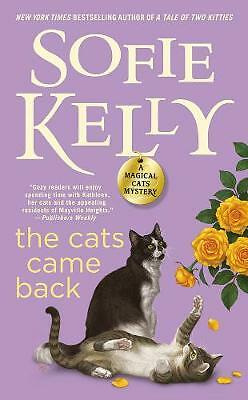 The Cats Came Back by Sofie Kelly (Paperback, 2019)