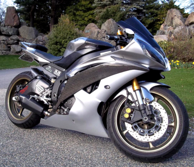 2008-2016 Yamaha YZF R6 Carbon Fiber Side Fairing | Black | Pre