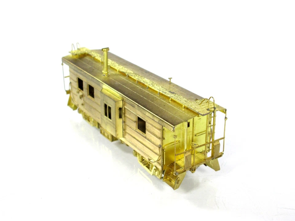 N Scale BRASS ***Milwaukee Road*** Bay Window Caboose -- Overland OMI-1185, Ajin - Image 4 of 4