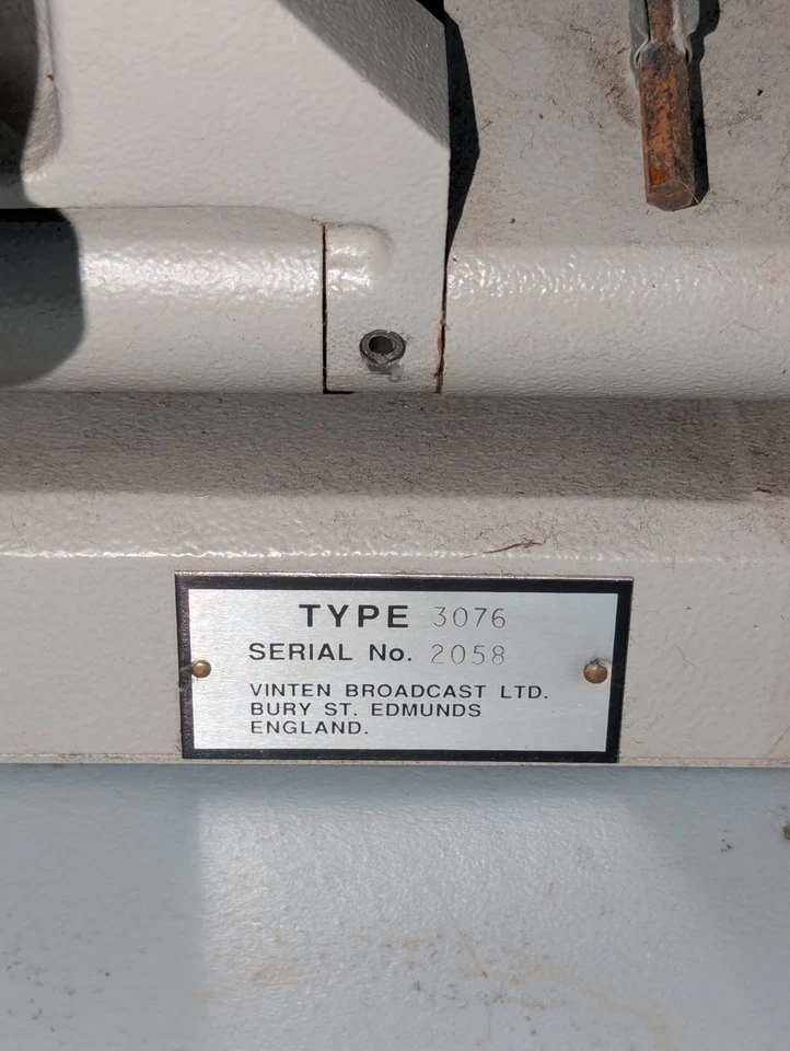 *Parts* Vinten mdl MK2 3076 HEAVY DUTY  Pan Tilt Tripod Head Osprey Pedestal  - Image 2 of 4