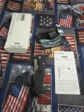 SOG SPECIALTY KNIVES FLASH TANTO LOCK BLADE HUNTING POCKET KNIFE WITH BELT CLIP 