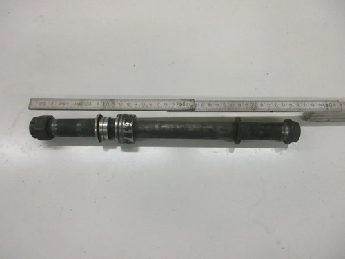 1. Kawasaki ZX-6 R ZX 600 G Steckachse hinten 25 mm Achse Hinterrad Felge axle