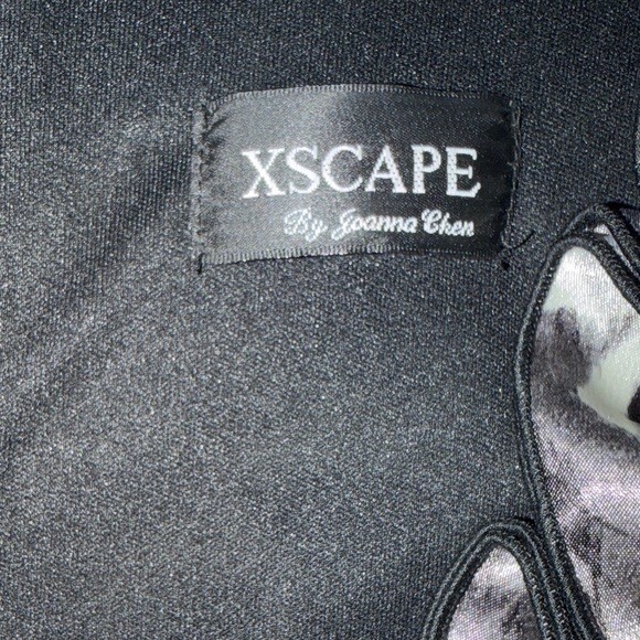 Xscape Joanna Chen Womens Black White Floral Ruffle Satin Cocktail Dress Size 12 image 2