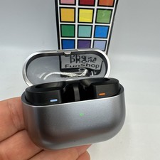 Genuine Samsung Galaxy Buds3 Charging (CASE CRADLE ONLY) SM-R530 Silver