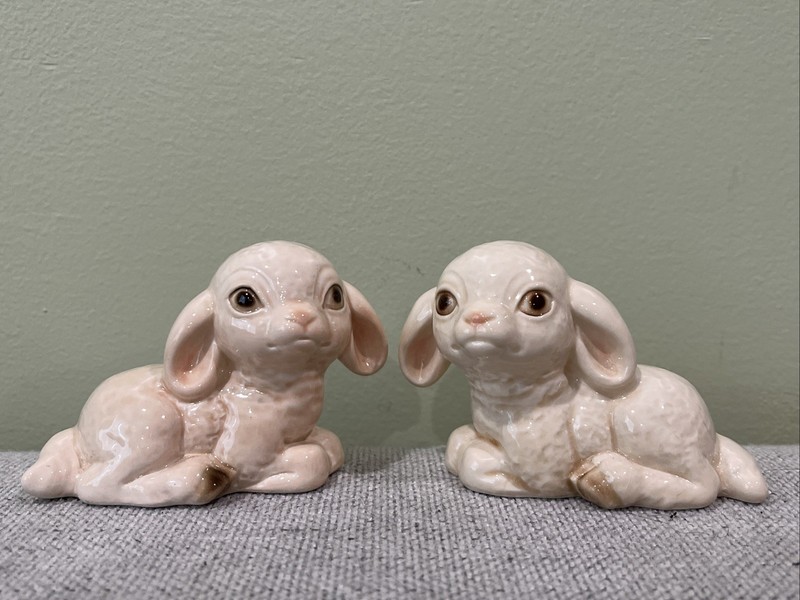 Pair of Vintage W Germany Goebel Porcelain Brown Ivory Lambs Figurines