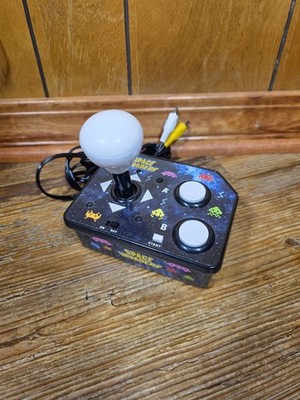 Space Invaders Plug And Play Video Game WORKING Retro 2016 TV