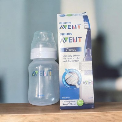 Philips AVENT Anti-colic Baby Bottles with AirFree Vent- Clear, 9oz- 1m+