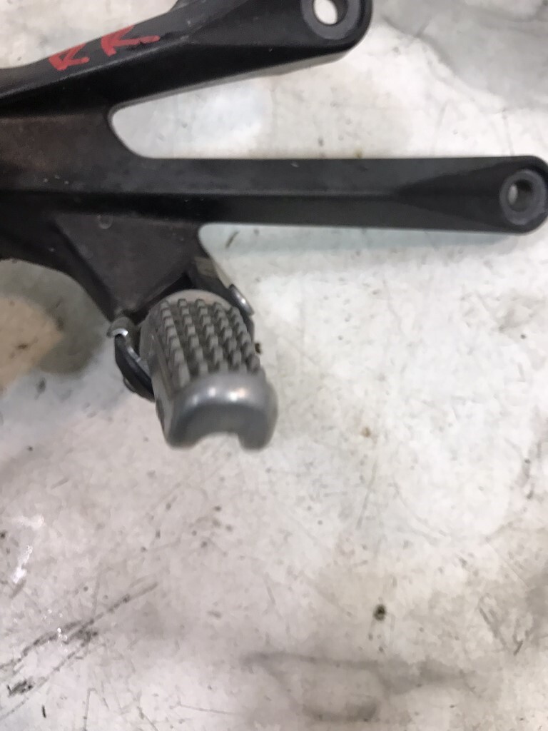 10 Kawasaki ZX1400 ZX 14 C Ninja Rear Back Right Foot Peg