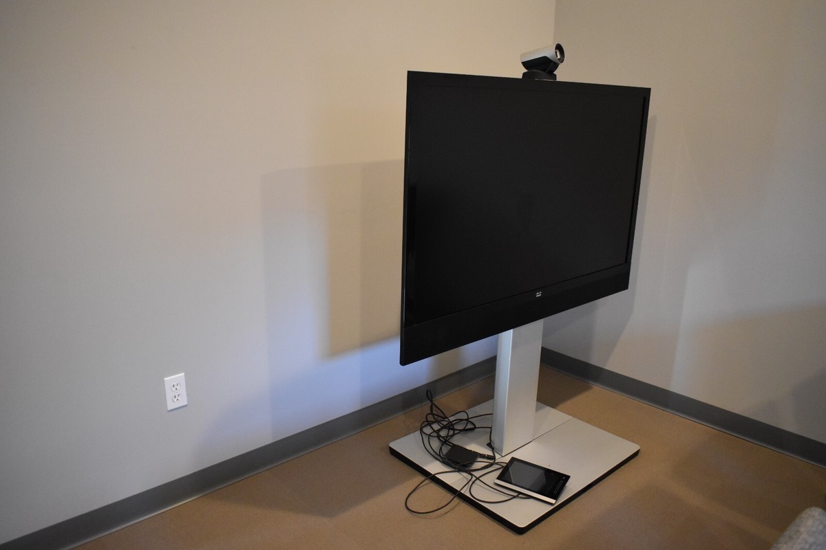 Cisco TelePresence MX300 55