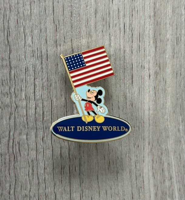 Vintage Walt Disney World Pin WDW Mickey Mouse With USA American Flag Pin 2002