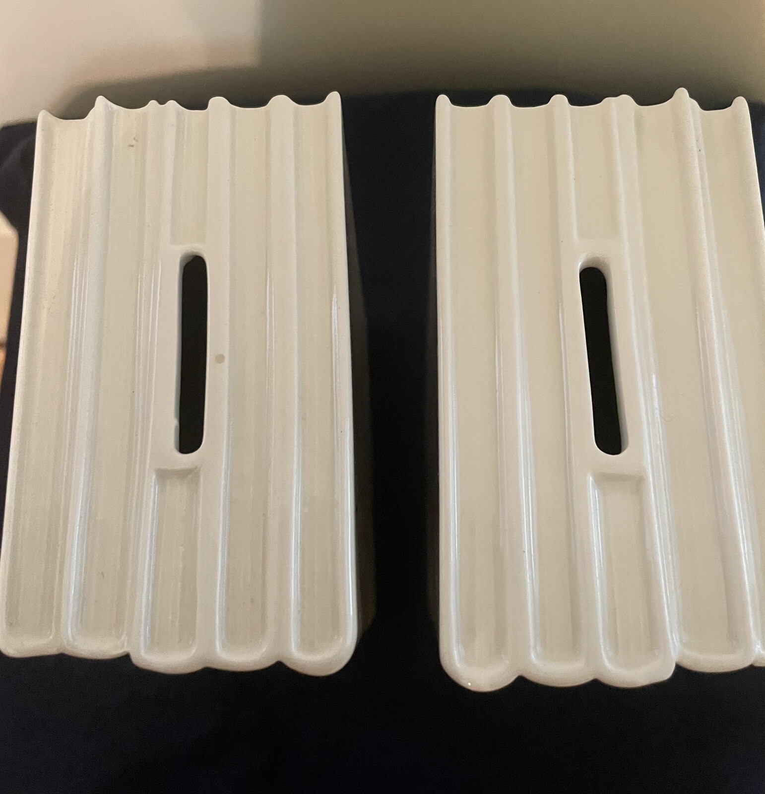 Wedgwood Porcelain Beatrix Potter Peter Rabbit Pair (2) Book Banks