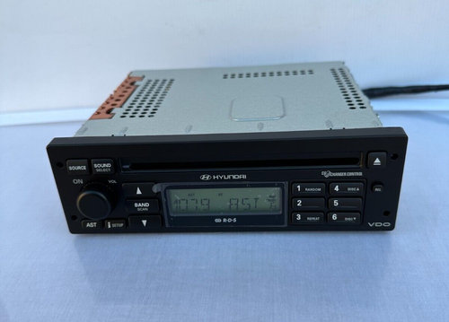 Hyundai Coupe Radio Stereo CD Player RDS VDO Genuine NEW Unused 79DC631/97 - Picture 2 of 15