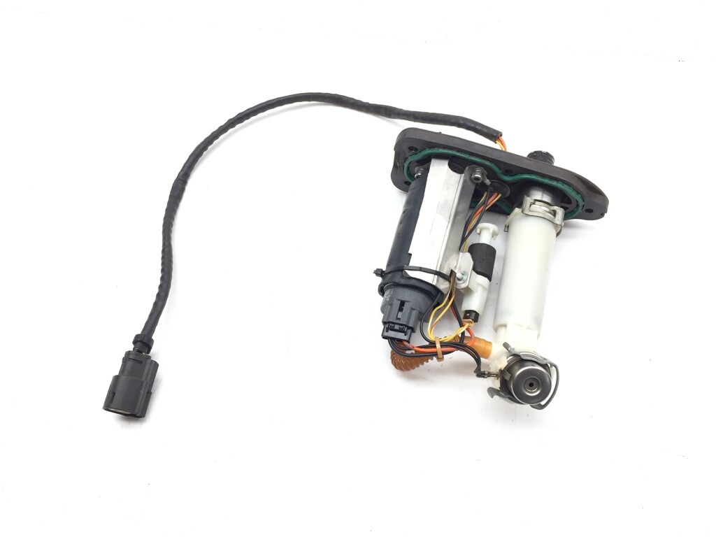 Gas Fuel Tank Pump 2012 HarleyDavidson Sportster 1200 Nightster