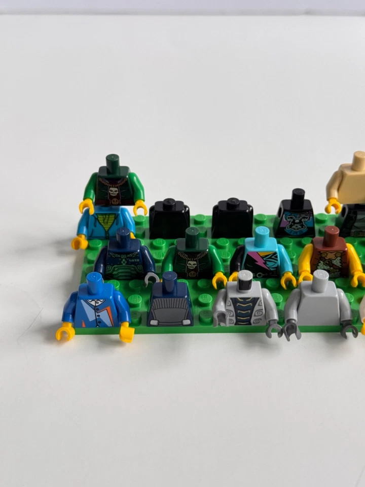 assorted lego torsos - Image 3 of 4