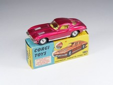Corgi - 310 - Chevrolet Corvette Sting Ray - Metal Pink - In Box