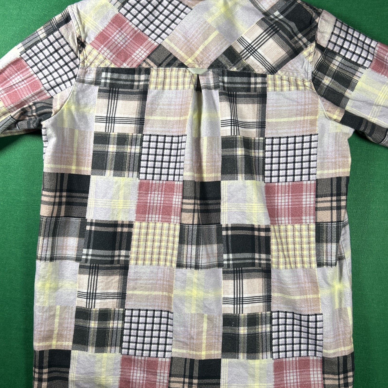 Burton Women’s Patchwork Flannel Button Down Shir… - image 7