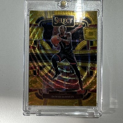 2023-24 Panini Select - Concourse DeMar DeRozan #10 Gold Wave Prizm /10 Bulls