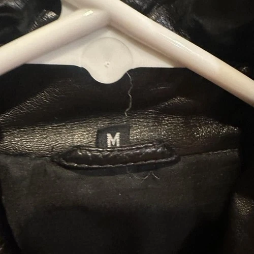 Vintage Black leather jacket, soft fit image 3