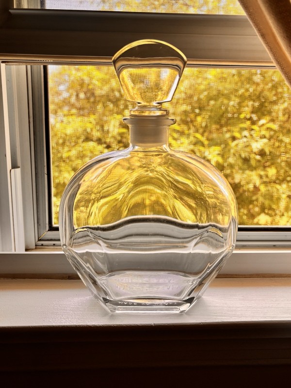 Vintage, Luigi Bormioli Decanter And stopper. Made In Italy, Marked. Perfect.