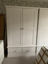 Elegant Large White Wardrobe – Timeless Shaker Design