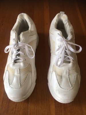 chunky white runners