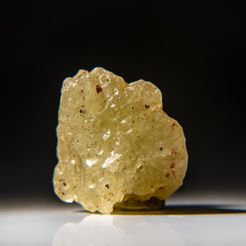 Libyan Desert Glass Tektite (31 grams) - Picture 4 of 5