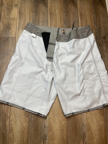 Quicksilver Boardshorts Herren 34 grau Waterman kariert Surf Strand Badehose - Bild 11 von 16