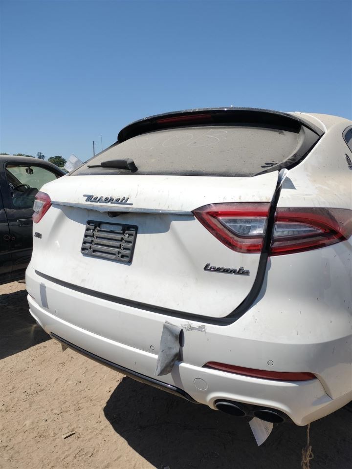 REAR SPOILER OEM 2019 MASERATI LEVANTE