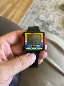SEE🦇VIDEO Batman Tiger Electronic Game Watch 1990 Black Wristwatch NEW BATTERY