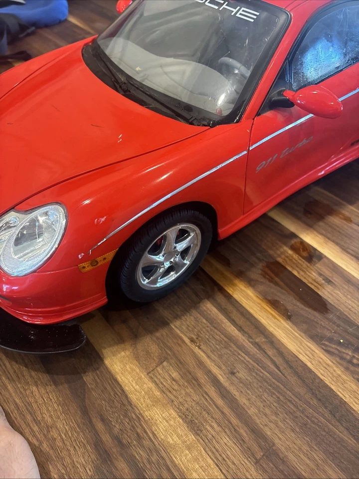 Porsche 911 New Bright RED RC 1/6 Scale Remote Control Car Only-UNTESTED/PARTS! - Image 4 of 4