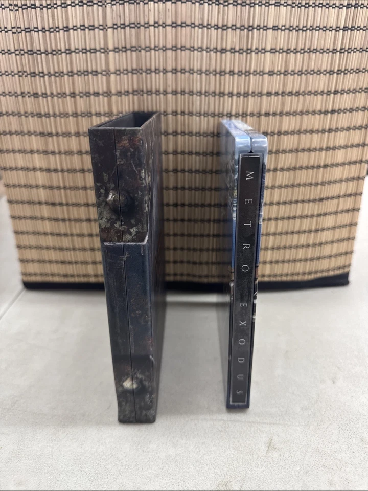 Metro Exodus Aurora Limited Edition Steelbook Xbox One - No Game Disc - Image 4 of 4