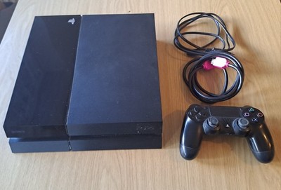 PLAYSTATION PS4 mit Zubehör !!! Laufwerk defekt